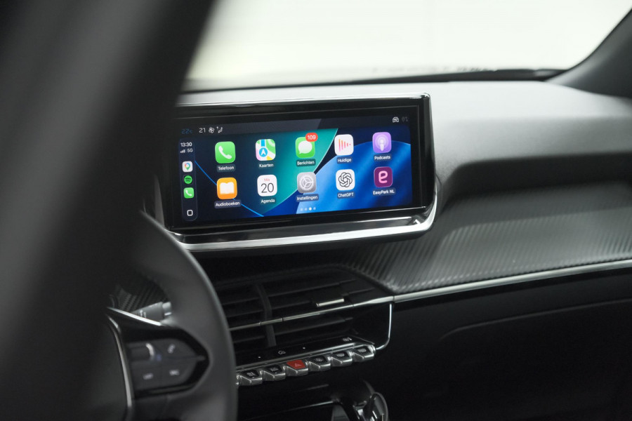 Peugeot e-2008 EV Allure 54 kWh | 11 KW Lader | Warmtepomp | Apple Carplay | Parkeersensoren