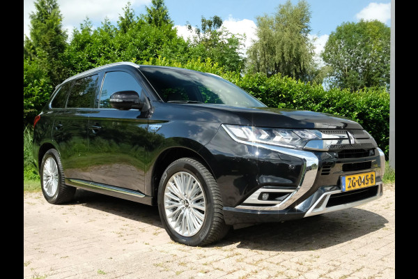 Mitsubishi Outlander 2.4 PHEV Instyle |135 PK | Panoramadak | Elektrische klep |