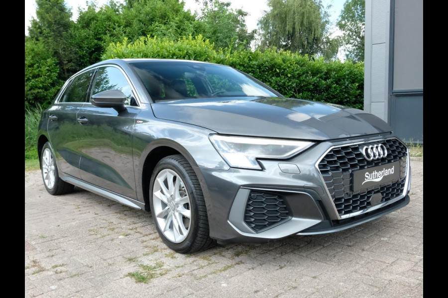 Audi A3 Sportback 40 TFSI S Line 204 PK | Trekhaak afneembaar | Lederen bekleding | Stoelverwarming | Camera | Elektrische achterklep | Dodehoeksensoren | Adaptive cruise control