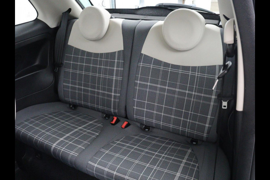 Fiat 500 0.9 TwinAir Turbo Collezione | Panoramadak | DAB | Cruise control | Navigatie | Bluetooth | Full LED | Airco