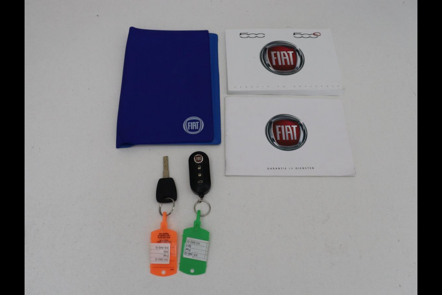 Fiat 500 0.9 TwinAir Turbo Collezione | Panoramadak | DAB | Cruise control | Navigatie | Bluetooth | Full LED | Airco