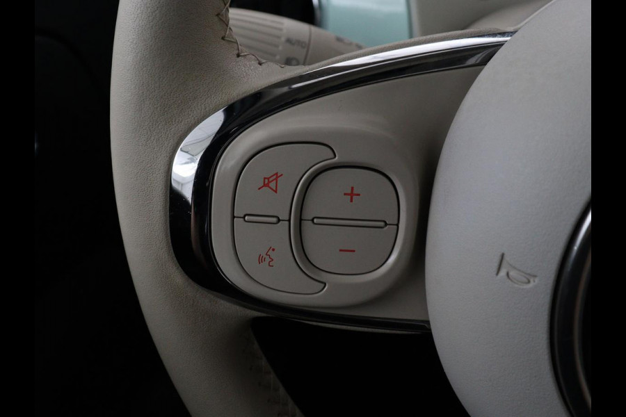 Fiat 500 0.9 TwinAir Turbo Collezione | Panoramadak | DAB | Cruise control | Navigatie | Bluetooth | Full LED | Airco