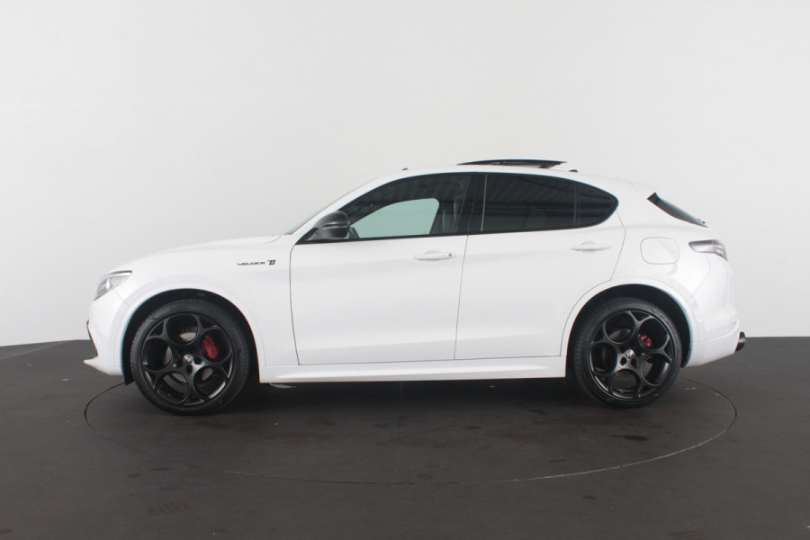 Alfa Romeo Stelvio 2.0 T AWD Veloce > 305pk/Squadra/Akrapovic/Pano.schuif/21Inch Turismo/Trekhaak...