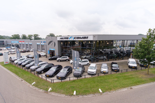 Alfa Romeo Stelvio 2.0 T AWD Veloce > 305pk/Squadra/Akrapovic/Pano.schuif/21Inch Turismo/Trekhaak...