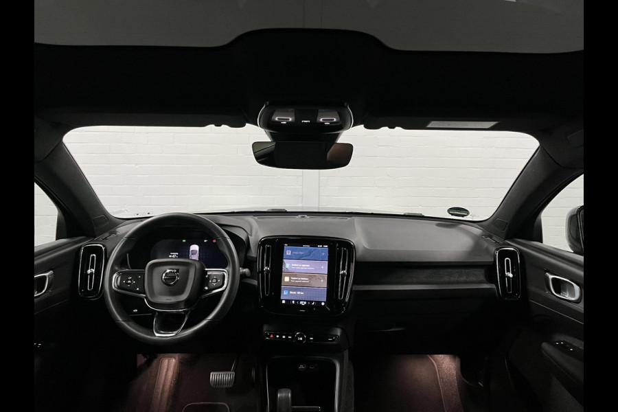 Volvo C40 Recharge Twin Plus 78 kWh AWD *408PK* Panorama dak | Adapt. cruise control | Stoel-/Stuurverwarming | Keyless | Blis | Camera | 20"
