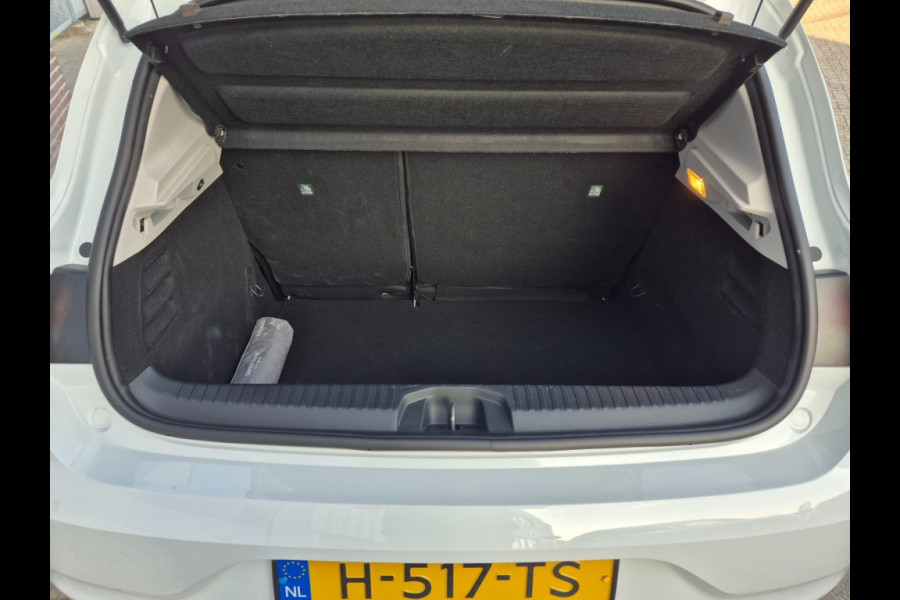 Renault Clio 1.0 TCe Life AC, PDC, All Season, NL Auto BTW.