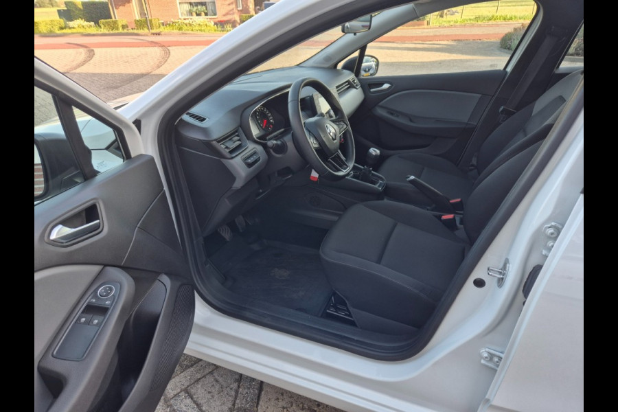Renault Clio 1.0 TCe Life AC, PDC, All Season, NL Auto BTW.