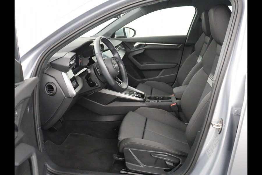 Audi A3 Sportback 40 TFSI e Advanced edition | SOH 96.7% | Adaptive cruise | Carplay | Stoelverwarming | Full LED | Climate control | Virtual | Park assist |