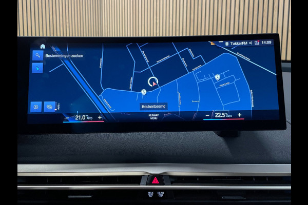 BMW iX XDrive40 Executive 77 kWh|100% SOH|VOLLEDER|ELEK.STUURVERSTELLING|CAMERA|CARPLAY|PDC V+A|NAP|NL-AUTO|INCL.BTW|1e EIGENAAR|