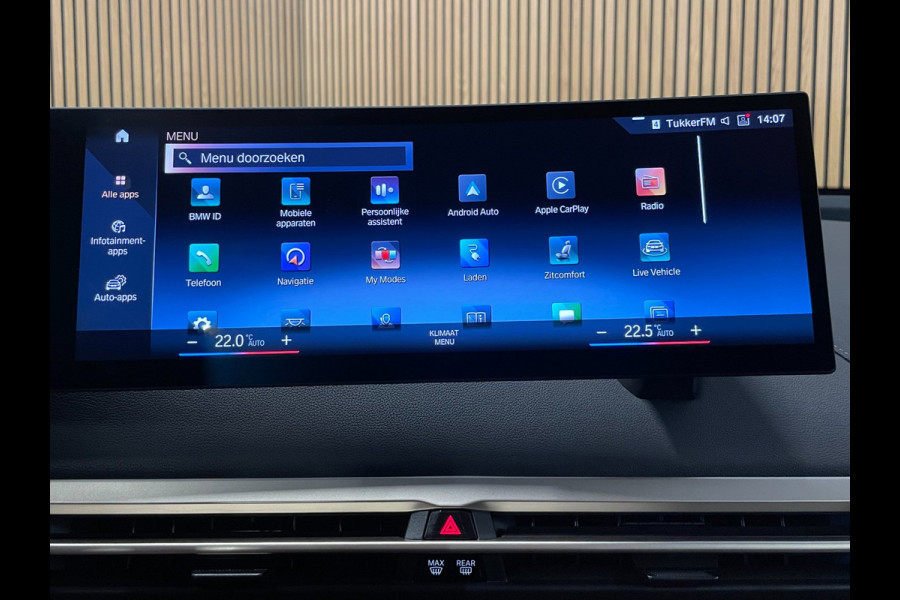 BMW iX XDrive40 Executive 77 kWh|100% SOH|VOLLEDER|ELEK.STUURVERSTELLING|CAMERA|CARPLAY|PDC V+A|NAP|NL-AUTO|INCL.BTW|1e EIGENAAR|