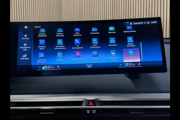 BMW iX XDrive40 Executive 77 kWh|100% SOH|VOLLEDER|ELEK.STUURVERSTELLING|CAMERA|CARPLAY|PDC V+A|NAP|NL-AUTO|INCL.BTW|1e EIGENAAR|