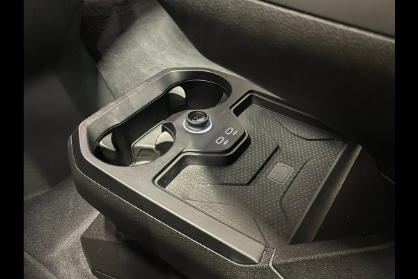 BMW iX XDrive40 Executive 77 kWh|100% SOH|VOLLEDER|ELEK.STUURVERSTELLING|CAMERA|CARPLAY|PDC V+A|NAP|NL-AUTO|INCL.BTW|1e EIGENAAR|