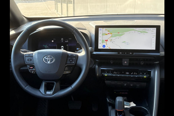 Toyota C-HR 1.8 Hybrid 140PK First Edition Bi-Tone/Winter-pack/Gr.-navigatie/Elektr.klep/Camera/Adapt.-cruise