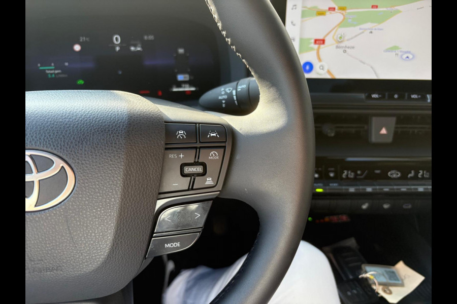 Toyota C-HR 1.8 Hybrid 140PK First Edition Bi-Tone/Winter-pack/Gr.-navigatie/Elektr.klep/Camera/Adapt.-cruise