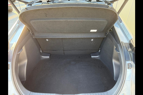 Toyota C-HR 1.8 Hybrid 140PK First Edition Bi-Tone/Winter-pack/Gr.-navigatie/Elektr.klep/Camera/Adapt.-cruise