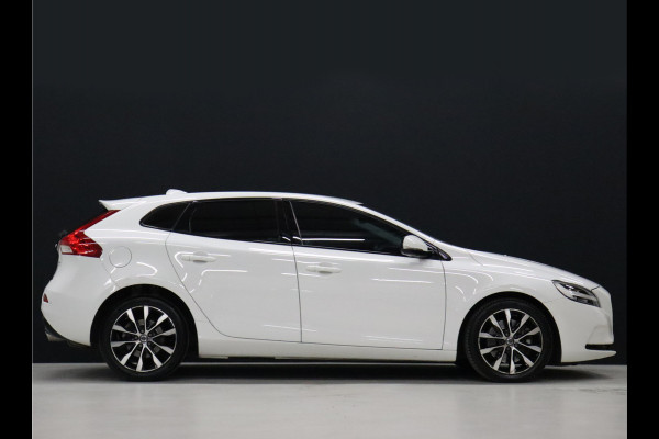 Volvo V40 1.5 T3 Dynamic Edition [CRUISE CONTROL, STOELVERWARMING, DIGITALE TELLER, BLUETOOTH, NAVIGATIE, CLIMATE, NIEUWSTAAT]