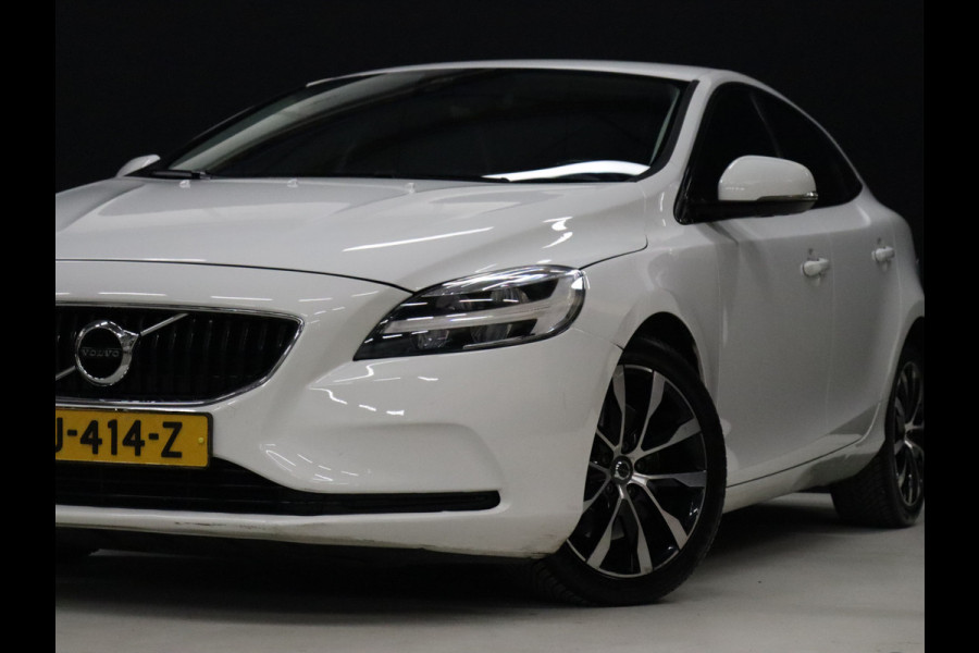 Volvo V40 1.5 T3 Dynamic Edition [CRUISE CONTROL, STOELVERWARMING, DIGITALE TELLER, BLUETOOTH, NAVIGATIE, CLIMATE, NIEUWSTAAT]