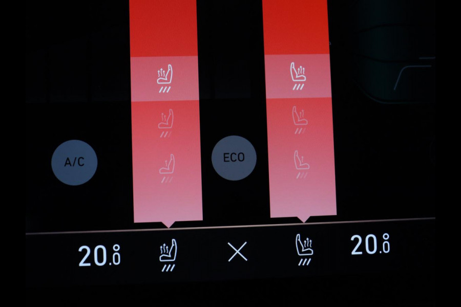 Lynk & Co 01 1.5 | SOH 92.9% | Panoramadak | 360 camera | Memory | Adaptive cruise | Stoelverwarming | Carplay | Climate control | Dodehoek detectie | Infinity sound |