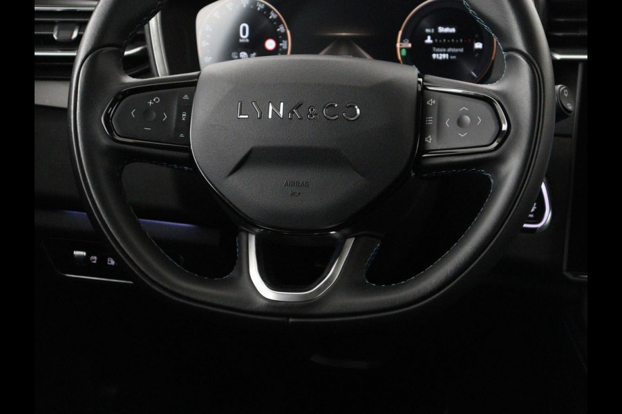 Lynk & Co 01 1.5 | SOH 92.9% | Panoramadak | 360 camera | Memory | Adaptive cruise | Stoelverwarming | Carplay | Climate control | Dodehoek detectie | Infinity sound |