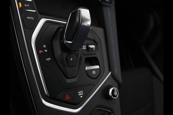 Lynk & Co 01 1.5 | SOH 92.9% | Panoramadak | 360 camera | Memory | Adaptive cruise | Stoelverwarming | Carplay | Climate control | Dodehoek detectie | Infinity sound |