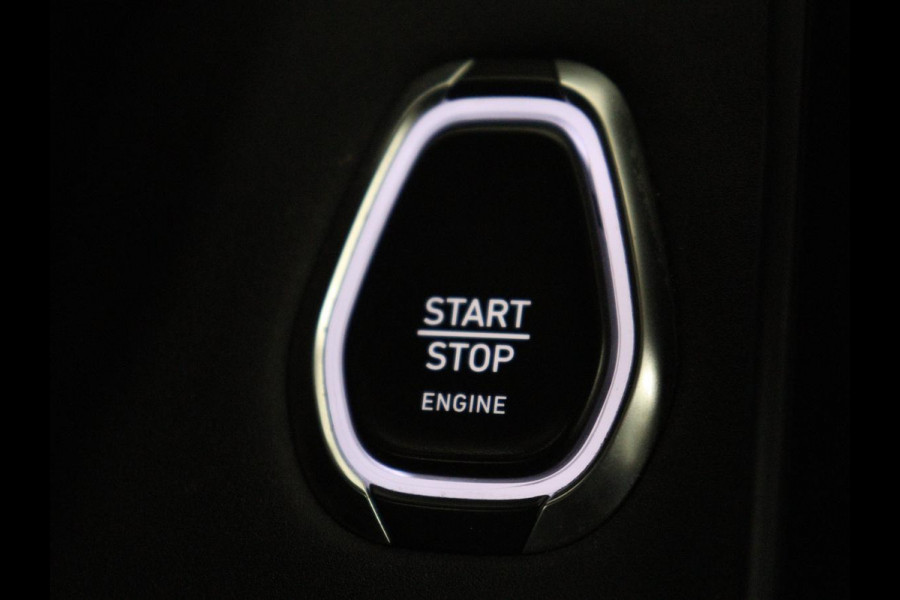 Lynk & Co 01 1.5 | SOH 92.9% | Panoramadak | 360 camera | Memory | Adaptive cruise | Stoelverwarming | Carplay | Climate control | Dodehoek detectie | Infinity sound |