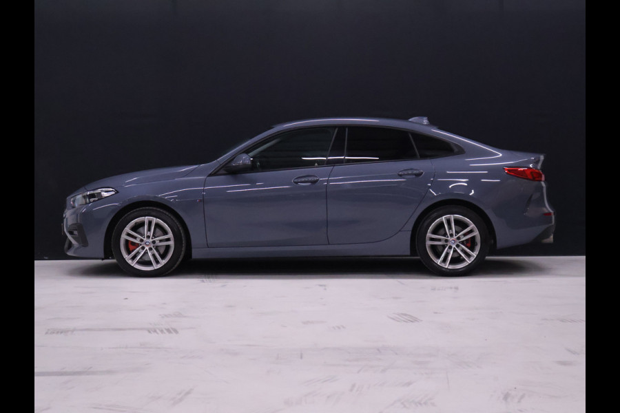 BMW 2 Serie Gran Coupé 218i Executive Edition [APPLE CARPLAY, ANDROID, BOSE AUDIO, LED, PDC V+A, CRUISE CONTROL, NAVIGATIE, CLIMATE CONTROL, NIEUWSTAAT]