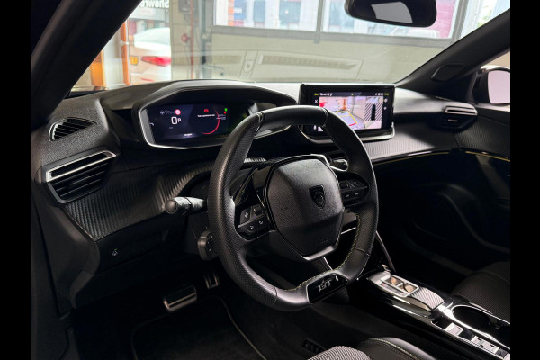 Peugeot 2008 1.2 Hybrid 145 GT, 1 Jaar Bovag Garantie, Automaat, Carplay, Camera