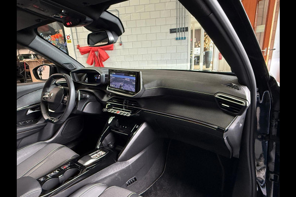 Peugeot 2008 1.2 Hybrid 145 GT, 1 Jaar Bovag Garantie, Automaat, Carplay, Camera