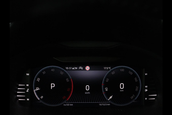 Škoda Kamiq 1.0 TSI Business Edition | Panoramadak | Leder | Virtual | Stoelverwarming | Carplay | Cruise control | Camera | Elek. stoelen | 18'' | Full LED |