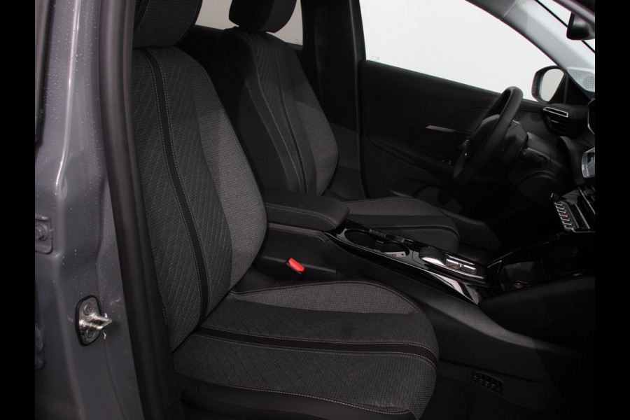 Peugeot e-208 EV Allure 50 kWh Warmtepomp Navigatie Apple Carplay Android Auto Parkeerhulp Cruise Control Full Led Climate Control Lichtmetalen velgen