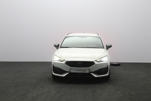 CUPRA Leon Sportstourer 1.4 e-Hybrid 204 PK PHEV Business, Kuipstoelen, Parkeersensoren, Stuurverwarming