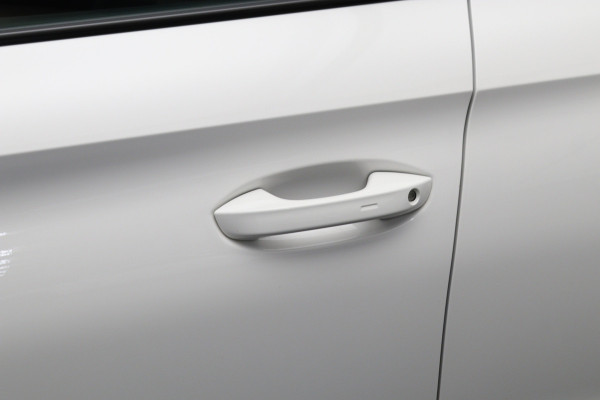 CUPRA Leon Sportstourer 1.4 e-Hybrid 204 PK PHEV Business, Kuipstoelen, Parkeersensoren, Stuurverwarming