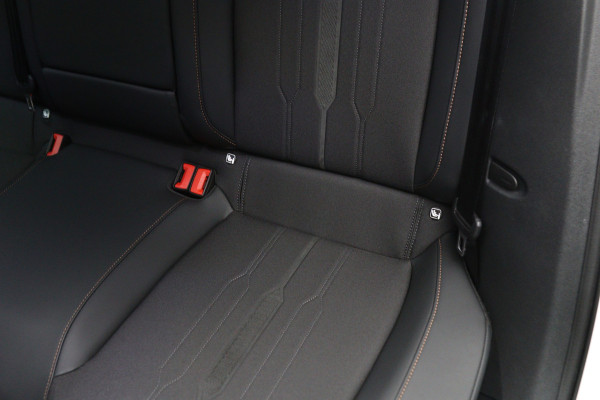 CUPRA Leon Sportstourer 1.4 e-Hybrid 204 PK PHEV Business, Kuipstoelen, Parkeersensoren, Stuurverwarming