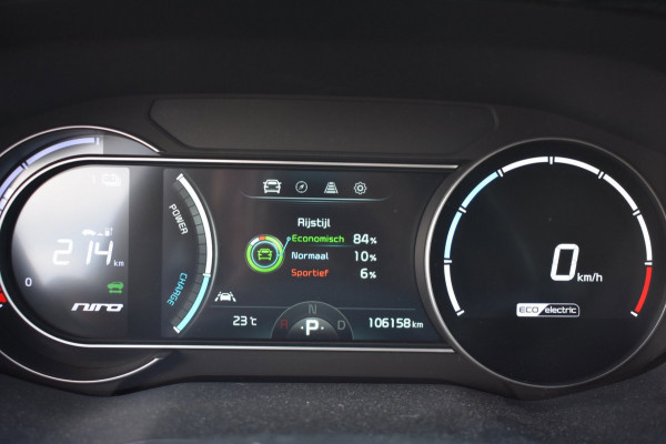 Kia e-Niro DynamicPlusLine 64 kWh SOH 99.6% | STOELVERWARMING | SCHUIFDAK | NAP | STUURVERWARMING | CAMERA