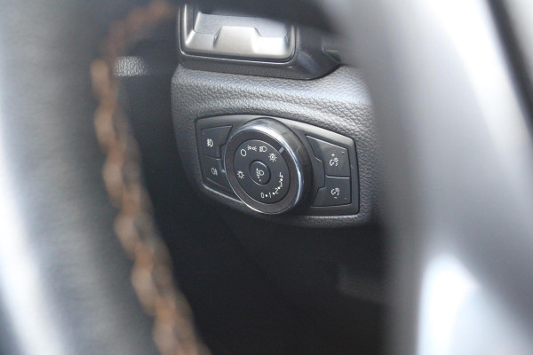 Ford Ranger 3.2 TDCi Wildtrak Supercab | Nette Auto! | Trekhaak 3500KG | Stoelverwarming | Cruise Control | Camera | Navigatie | Rollertop |
