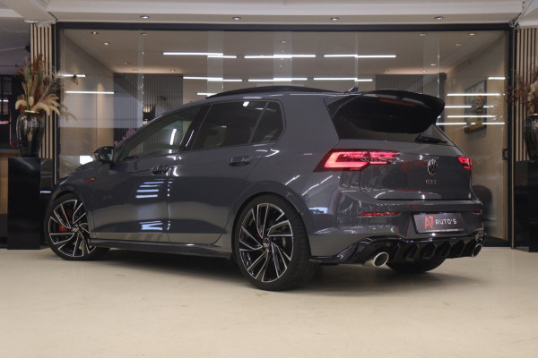 Volkswagen Golf 2.0 TSI GTI CLUBSPORT BLACKSTYLE/NURBURGRING/PANO/IQ-LIGHT/HUD/MEMORY/VOLL