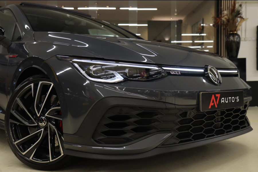 Volkswagen Golf 2.0 TSI GTI CLUBSPORT BLACKSTYLE/NURBURGRING/PANO/IQ-LIGHT/HUD/MEMORY/VOLL