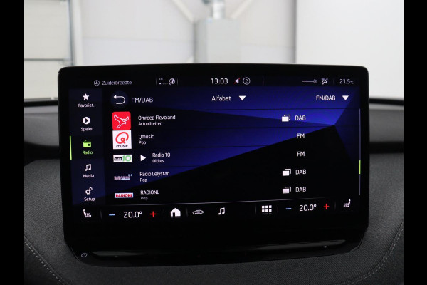 Škoda Enyaq iV 60 | SOH 92.1% | Trekhaak | Stuur/stoel verwarming | Half Leder | Cruise control | Camera | Carplay | Standkachel | Sfeerverlichting | 21''