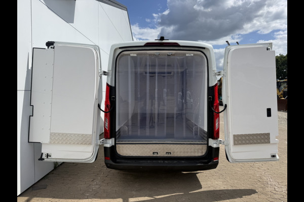Maxus eDeliver 9 89 kWh 204PK L3H2 Elektrische Koelwagen Vriezer Dual Thermo King -22°C/22°C Camera Cruise Control Apple Carplay Parkeersensoren Koel Koeler Kühl Kühler Kühlwagen Kühlkasten Frigo Vries