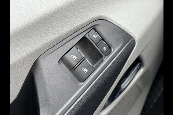 Maxus eDeliver 9 89 kWh 204PK L3H2 Elektrische Koelwagen Vriezer Dual Thermo King -22°C/22°C Camera Cruise Control Apple Carplay Parkeersensoren Koel Koeler Kühl Kühler Kühlwagen Kühlkasten Frigo Vries