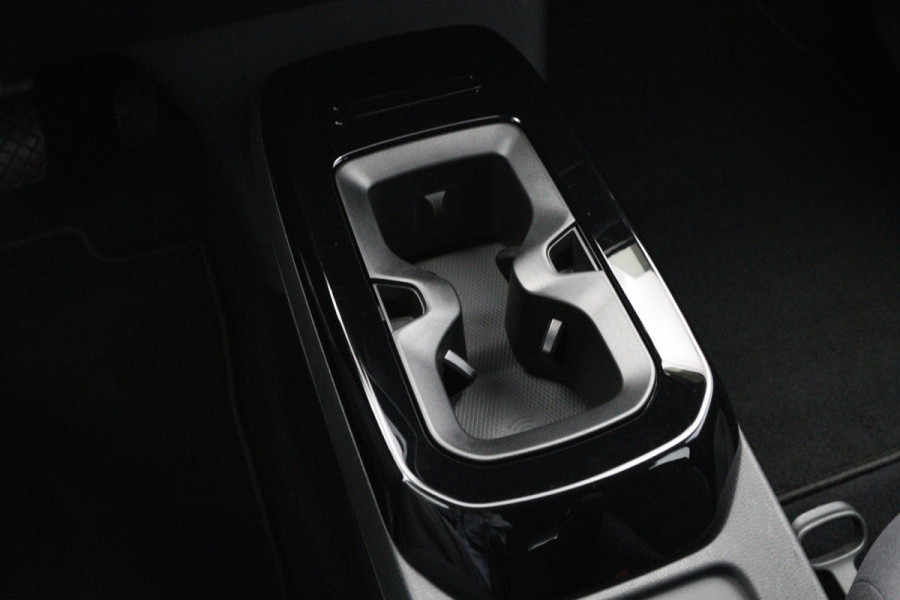 Volkswagen ID.4 Life 77 kWh 204 PK, SOH 92 %, Adap. Cruise Control, Warmtepomp, Carplay, Navigatie, Winterpakket