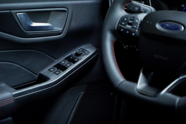 Ford Kuga 2.5 PHEV ST-Line Trekhaakvoorb / Elek Klep / Incl BTW / All-Season / Getint Glas / Zwart Metallic