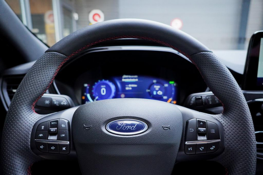 Ford Kuga 2.5 PHEV ST-Line Trekhaakvoorb / Elek Klep / Incl BTW / All-Season / Getint Glas / Zwart Metallic