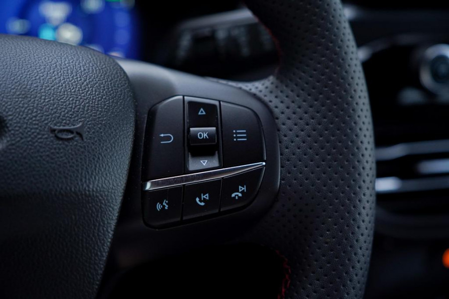 Ford Kuga 2.5 PHEV ST-Line Trekhaakvoorb / Elek Klep / Incl BTW / All-Season / Getint Glas / Zwart Metallic