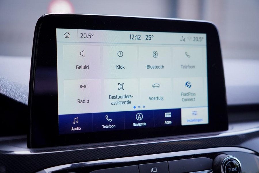 Ford Kuga 2.5 PHEV ST-Line Trekhaakvoorb / Elek Klep / Incl BTW / All-Season / Getint Glas / Zwart Metallic
