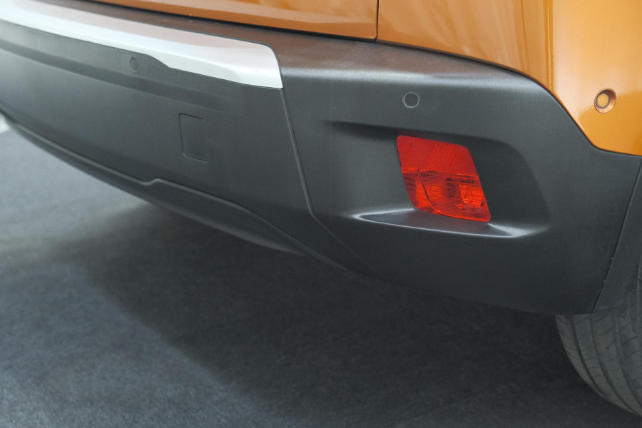 Peugeot e-2008 EV GT Pack 50 kWh | 92,6% SOH | Panoramadak | Adaptieve Cruise Control | Alcantara Bekleding