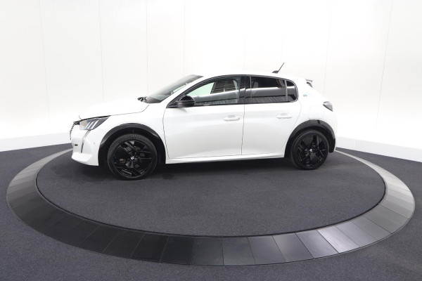 Peugeot e-208 EV GT 50 kWh | 93,7% SOH | Black Pack | Dodehoekdetectie | Camera | Apple Carplay