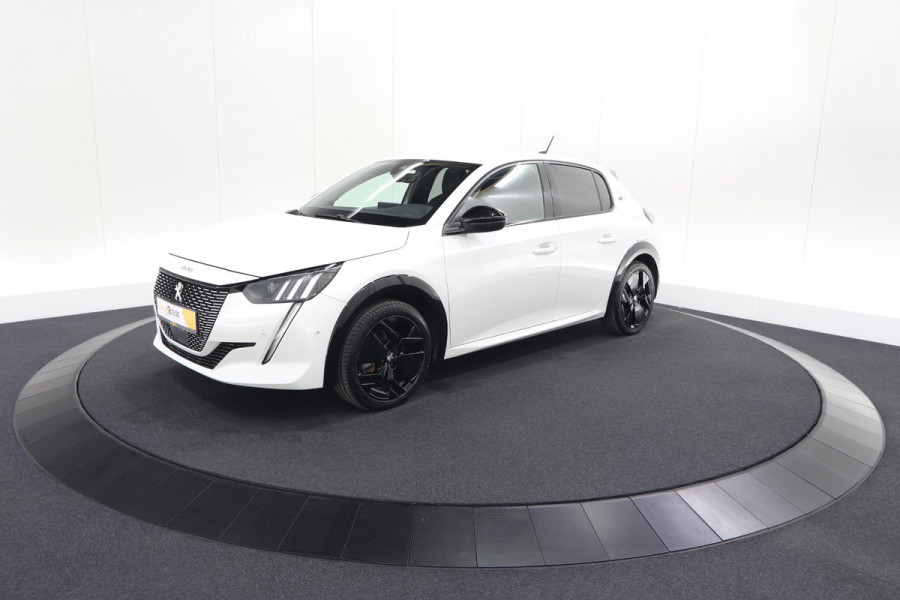Peugeot e-208 EV GT 50 kWh | 93,7% SOH | Black Pack | Dodehoekdetectie | Camera | Apple Carplay
