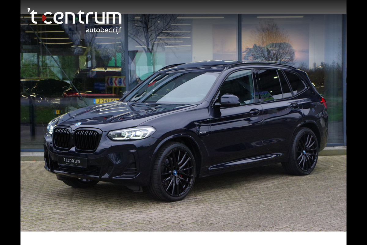 BMW X3 xDrive30e High Executive M-Sport 293 PK PHEV, Panoramadak, Memory, Camera