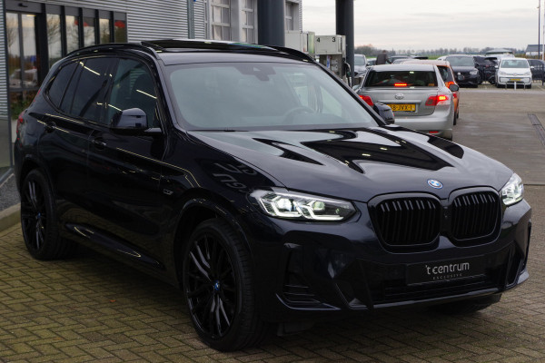 BMW X3 xDrive30e High Executive M-Sport 293 PK PHEV, Panoramadak, Memory, Camera